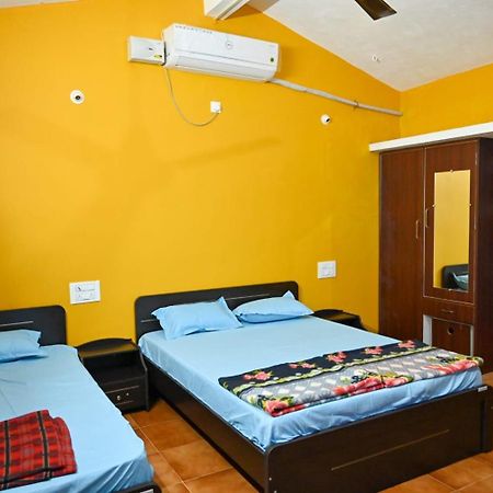 The Shadaxari Nilaya Hotel Gokarna  Buitenkant foto