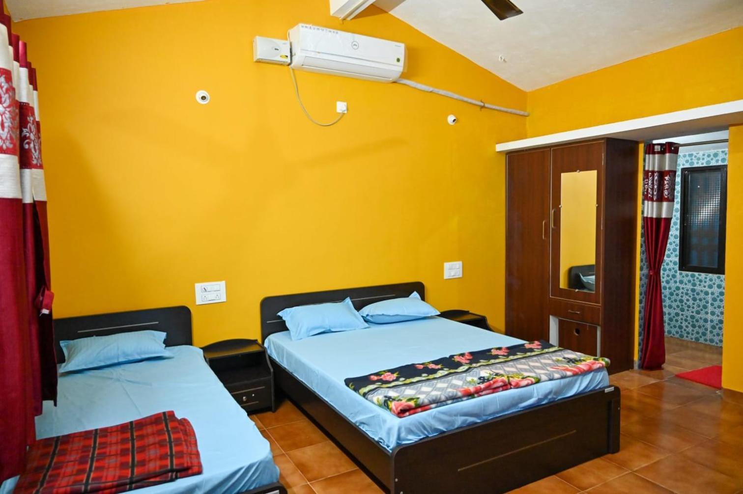 The Shadaxari Nilaya Hotel Gokarna  Buitenkant foto