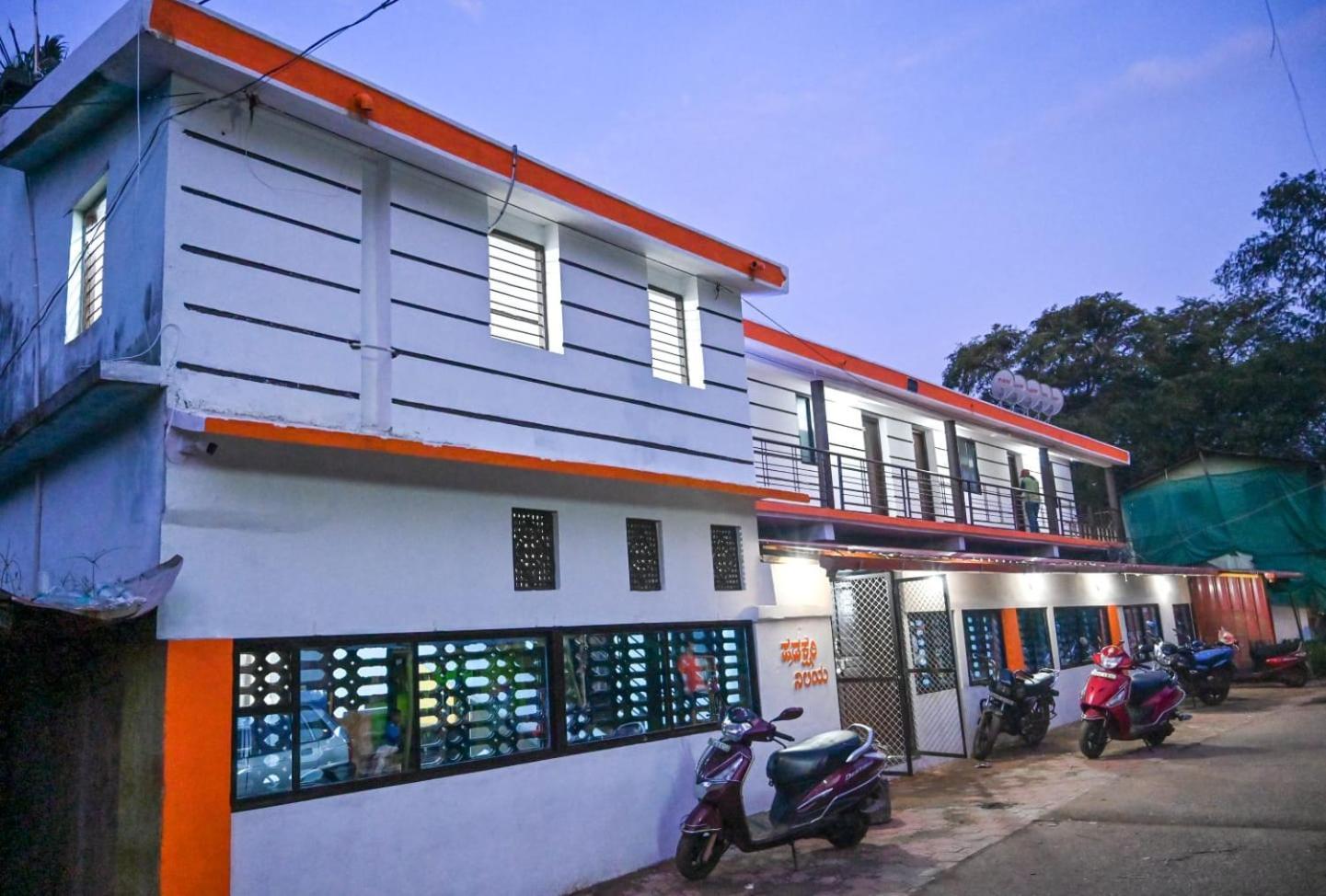 The Shadaxari Nilaya Hotel Gokarna  Buitenkant foto