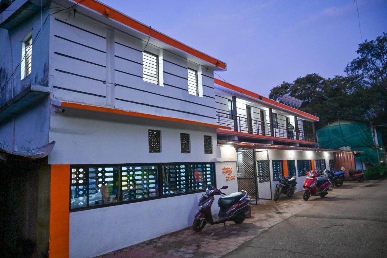 The Shadaxari Nilaya Hotel Gokarna  Buitenkant foto