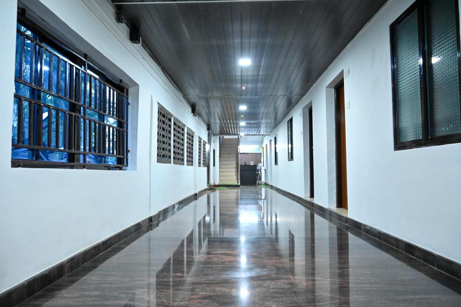 The Shadaxari Nilaya Hotel Gokarna  Buitenkant foto